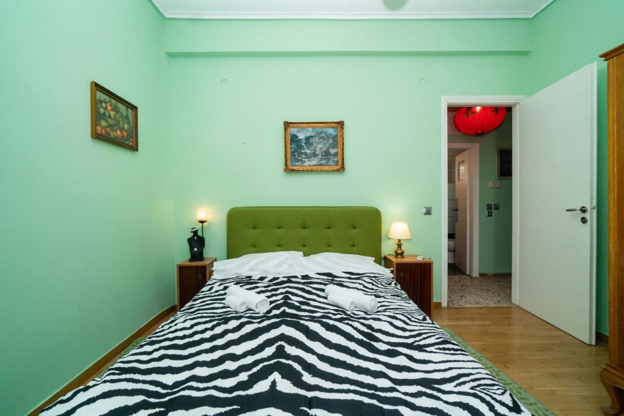 Acropolis View Vintage Style Apartment In Koukaki Athen Exterior foto